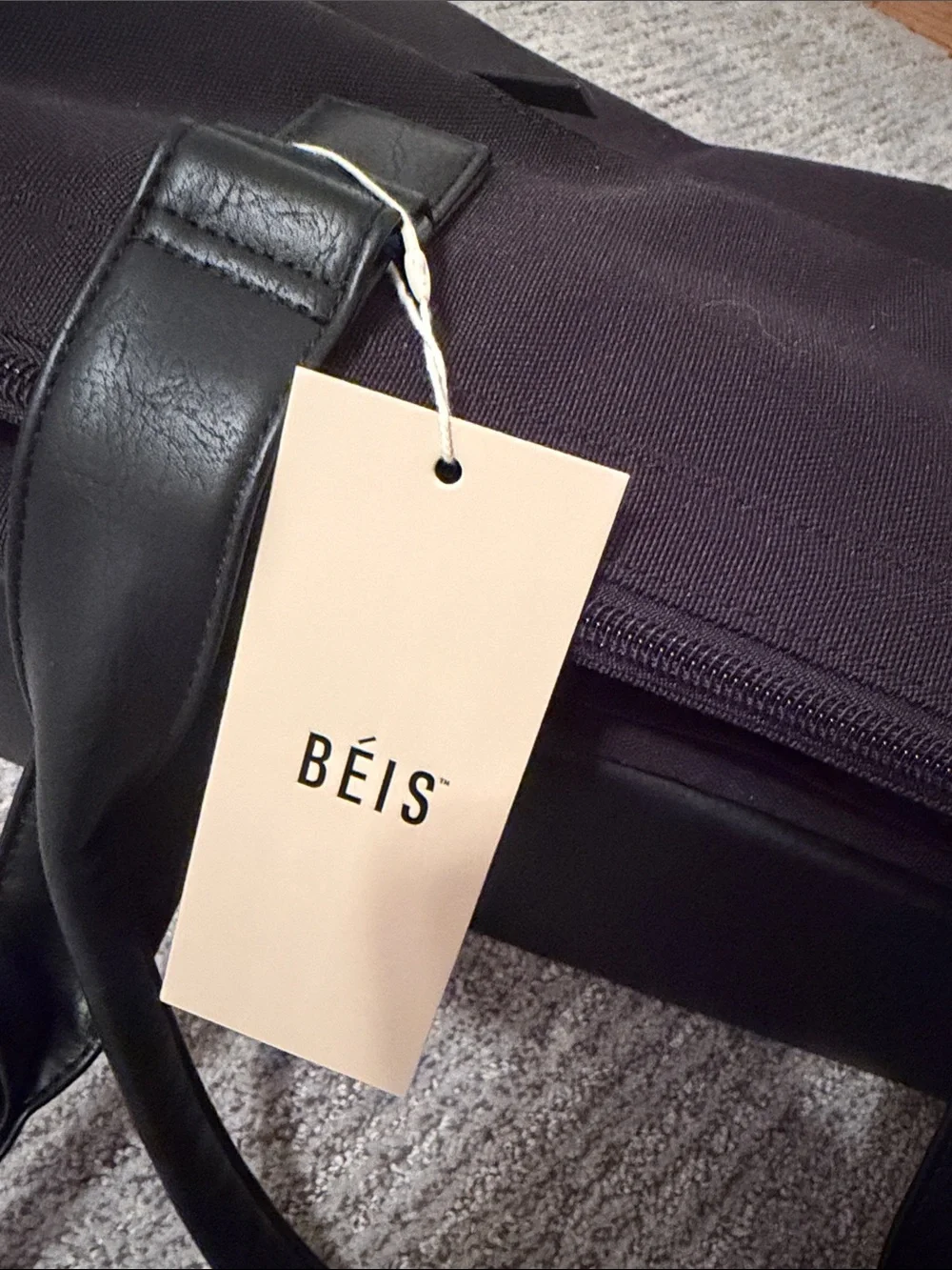 Beis Weekender Bag. Brand new. Black